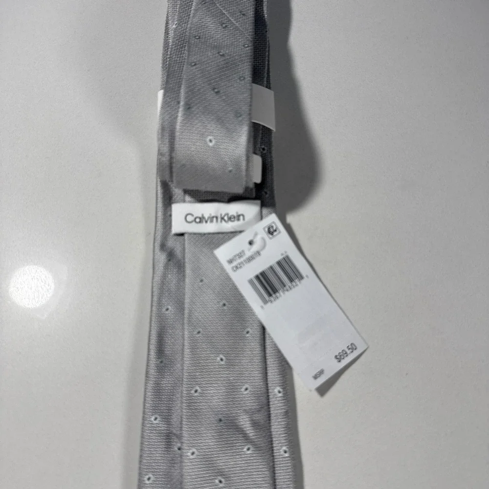 Calvin Klein calvin klein